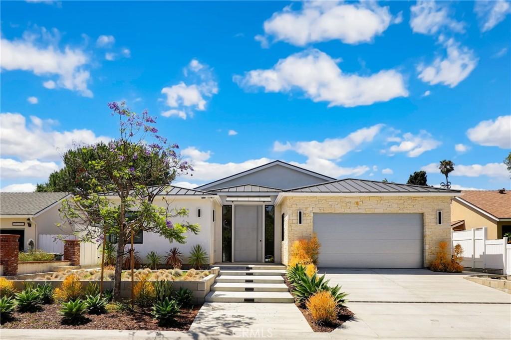 MLS #OC26118418 image #0