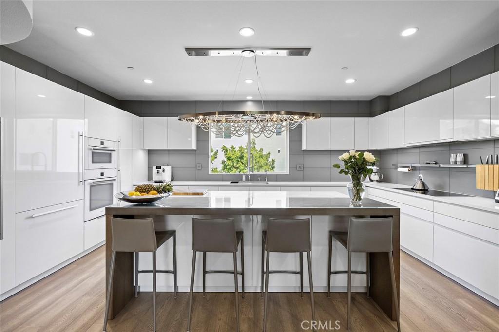 MLS #OC26118549 image #0