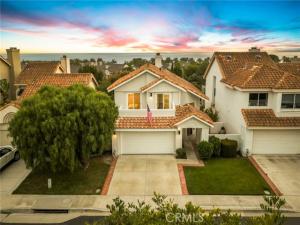 MLS #OC26118582 image #0