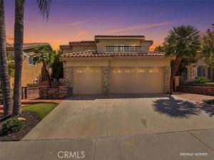 MLS #OC26120024 image #0