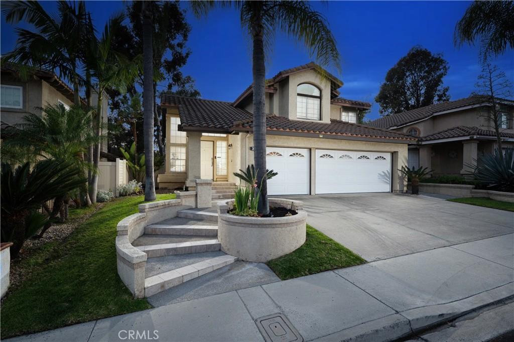 MLS #OC26120550 image #0