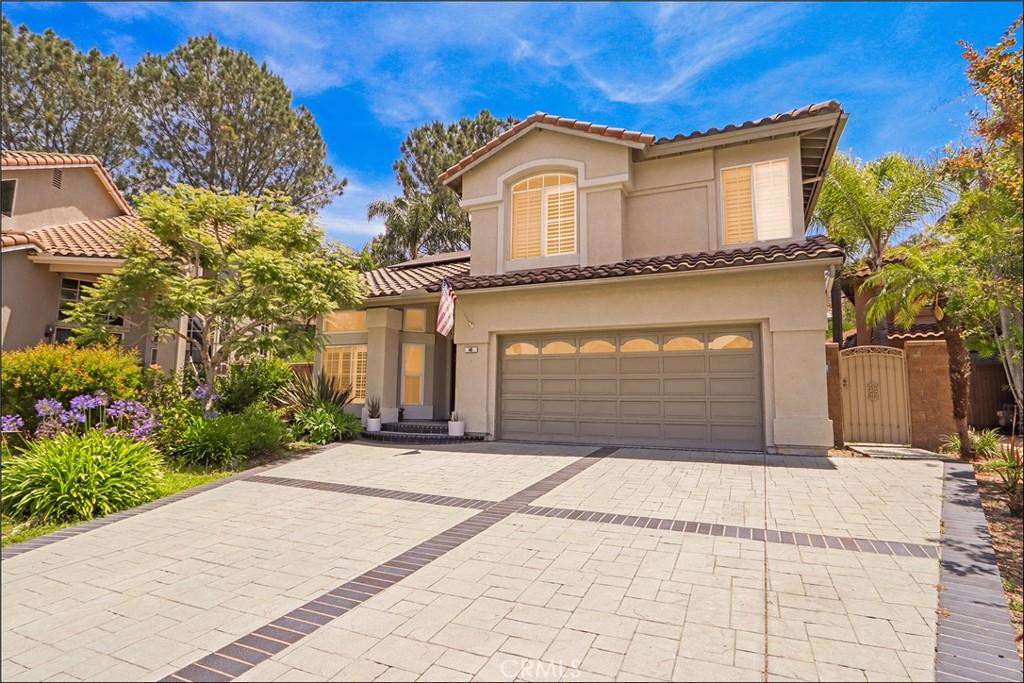 MLS #OC26121429 image #0