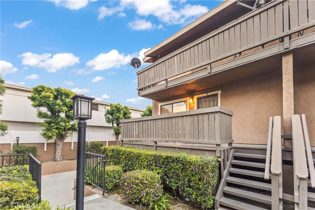 MLS #OC26121504 image #0