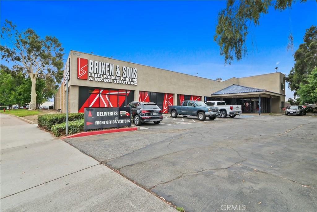 MLS #OC26121811 image #0