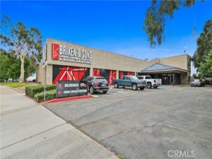 MLS #OC26121811 image #0