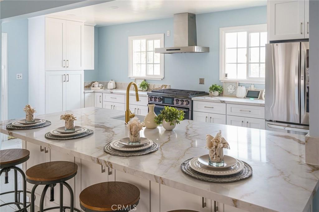 MLS #OC26121972 image #0