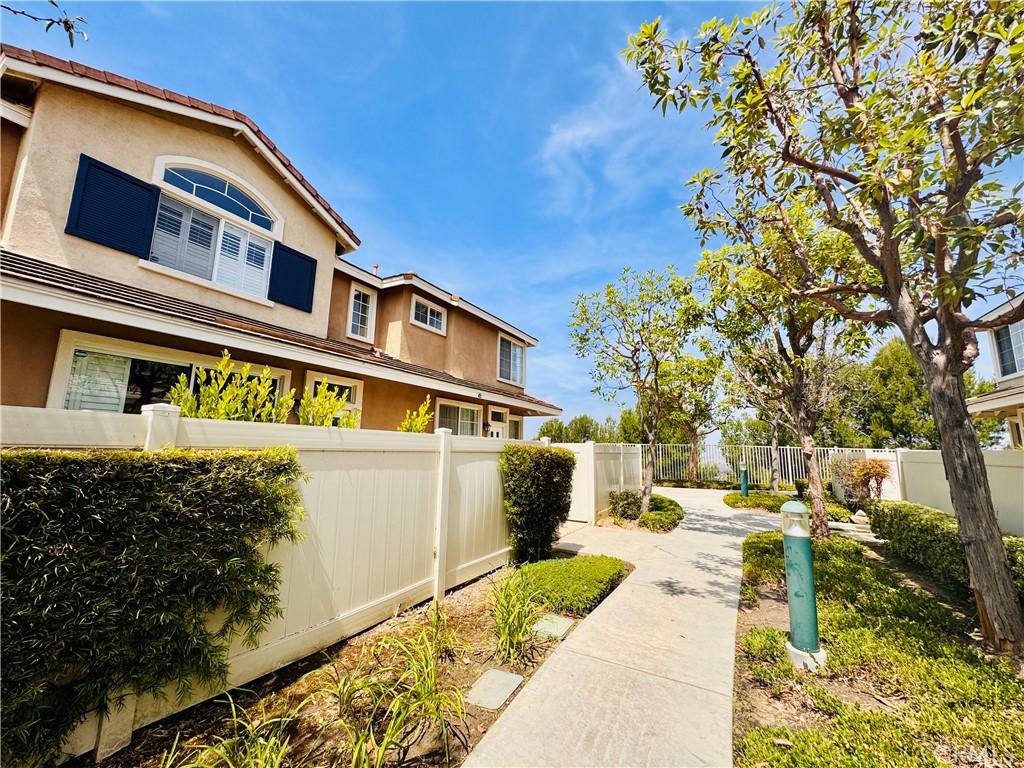 MLS #OC26121979 image #0