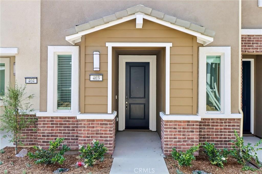 MLS #OC26122512 image #0