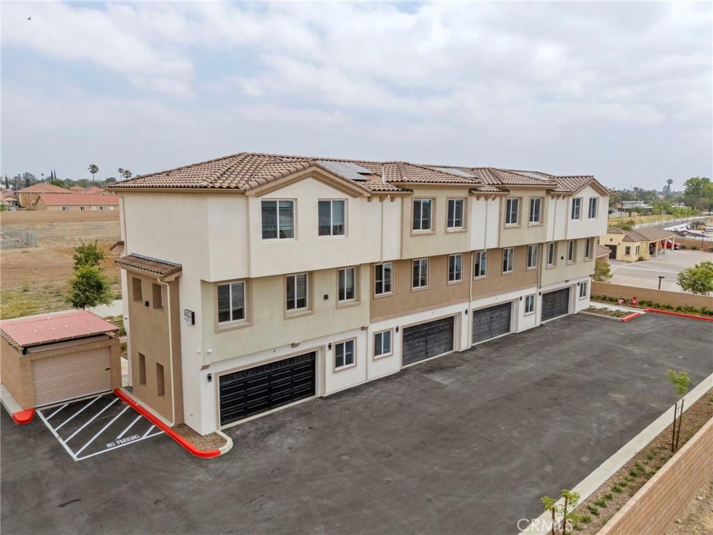 MLS #OC26122644 image #0