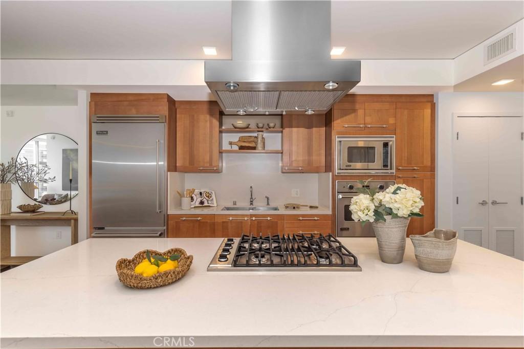 MLS #OC26123550 image #0