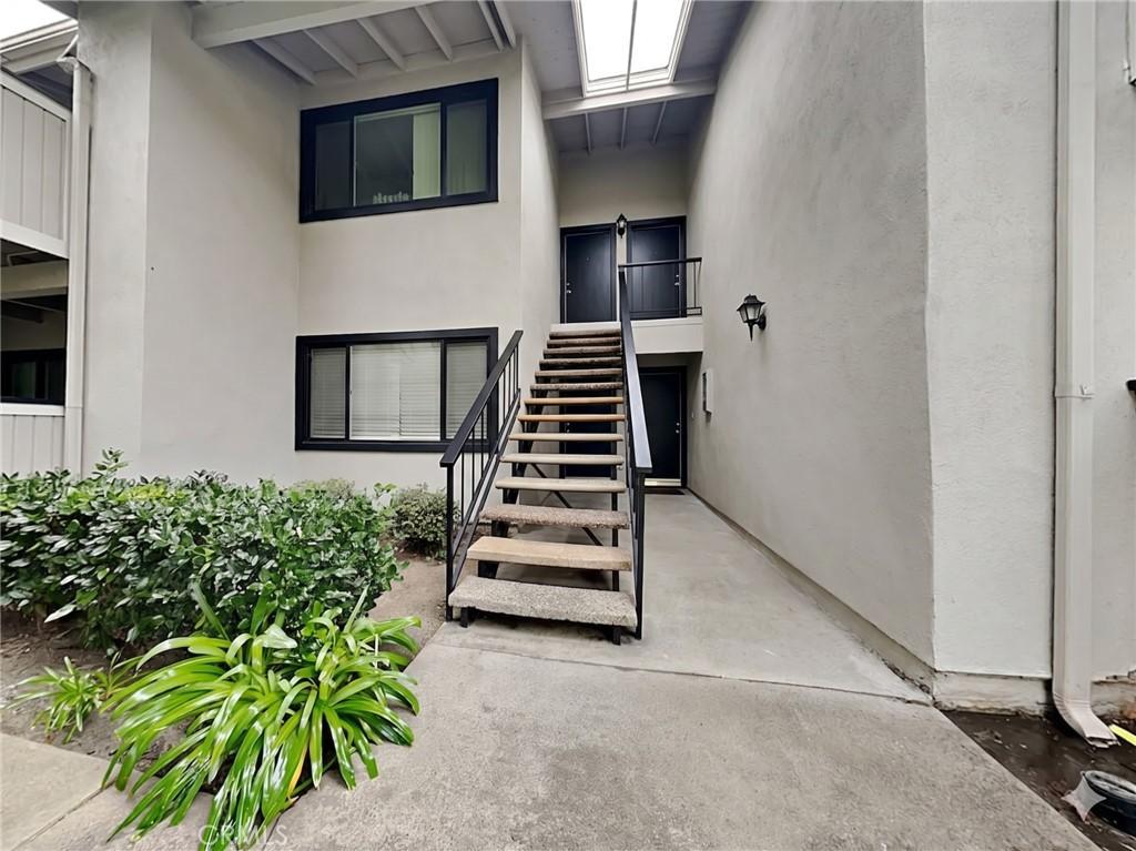MLS #OC26124097 image #0