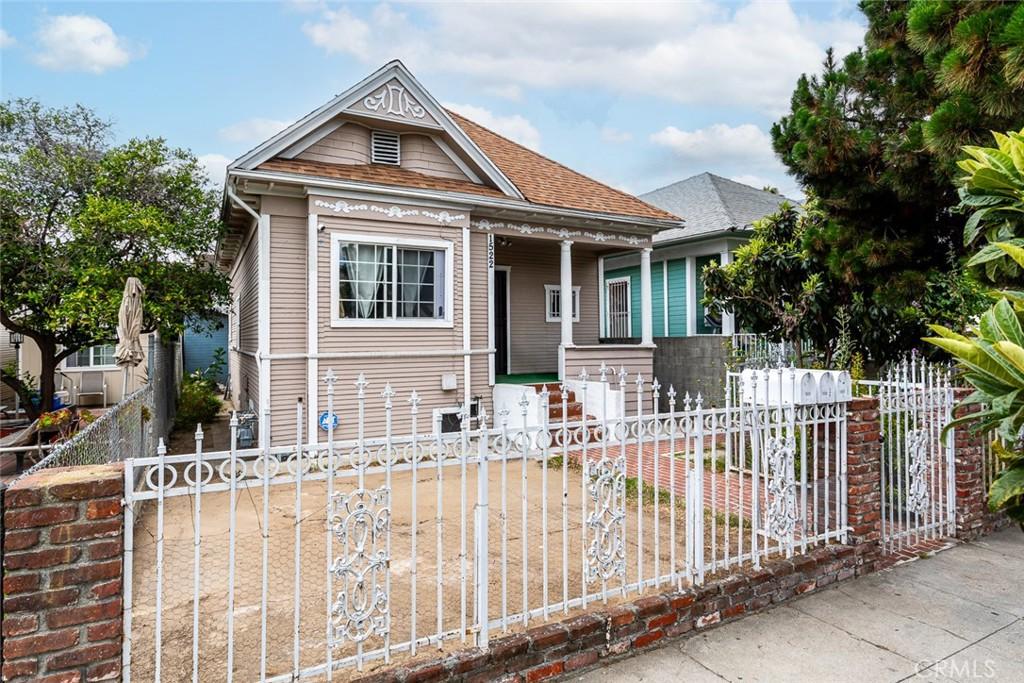 MLS #OC26124654 image #0