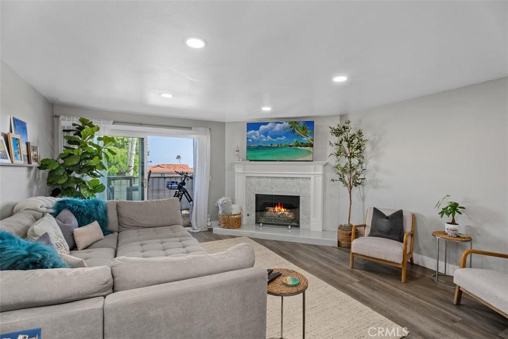 MLS #OC26125293 image #0