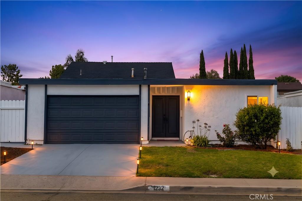 MLS #OC26125445 image #0