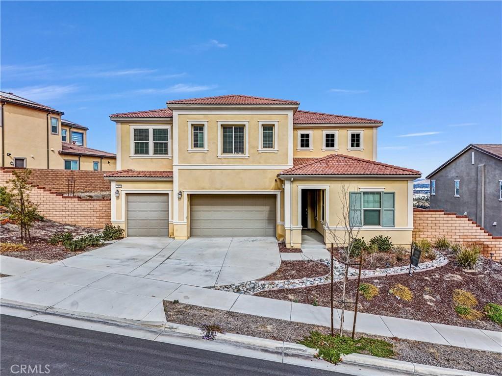 MLS #OC26125704 image #0