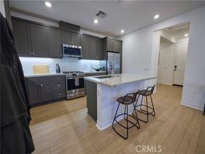 MLS #OC26126081 image #0