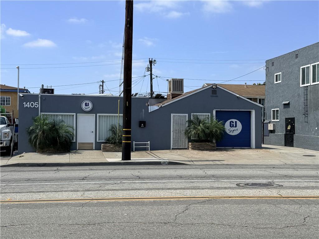 MLS #OC26126501 image #0