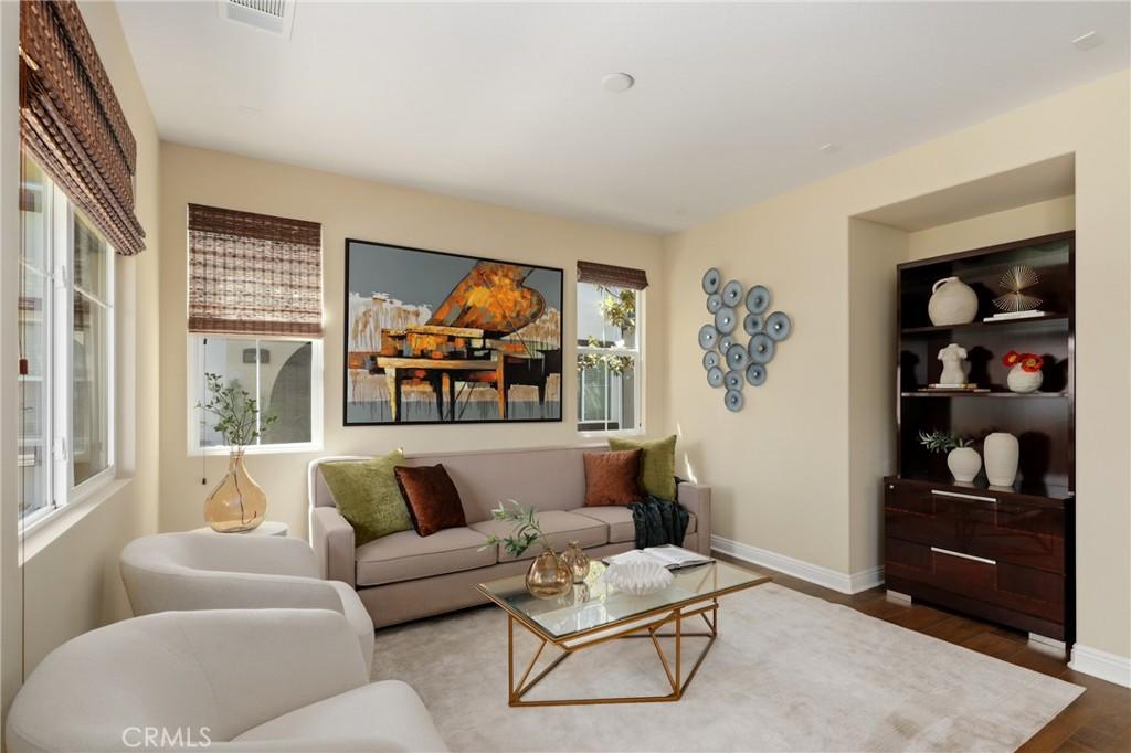 MLS #OC26126585 image #0