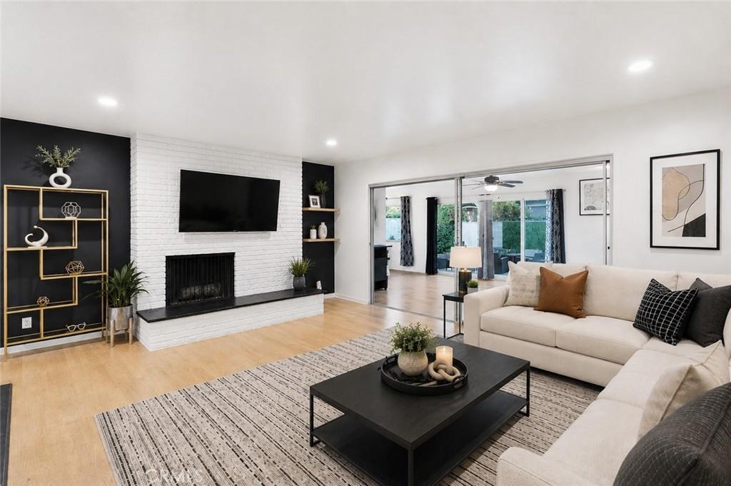 MLS #OC26126775 image #0