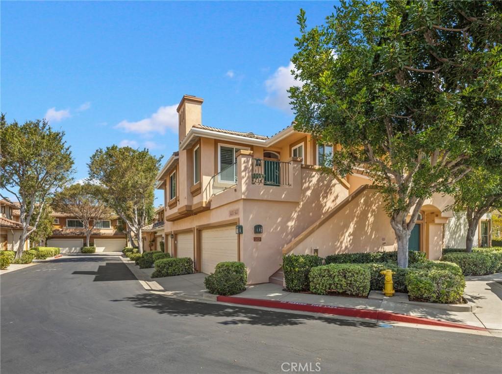 MLS #OC26126809 image #0