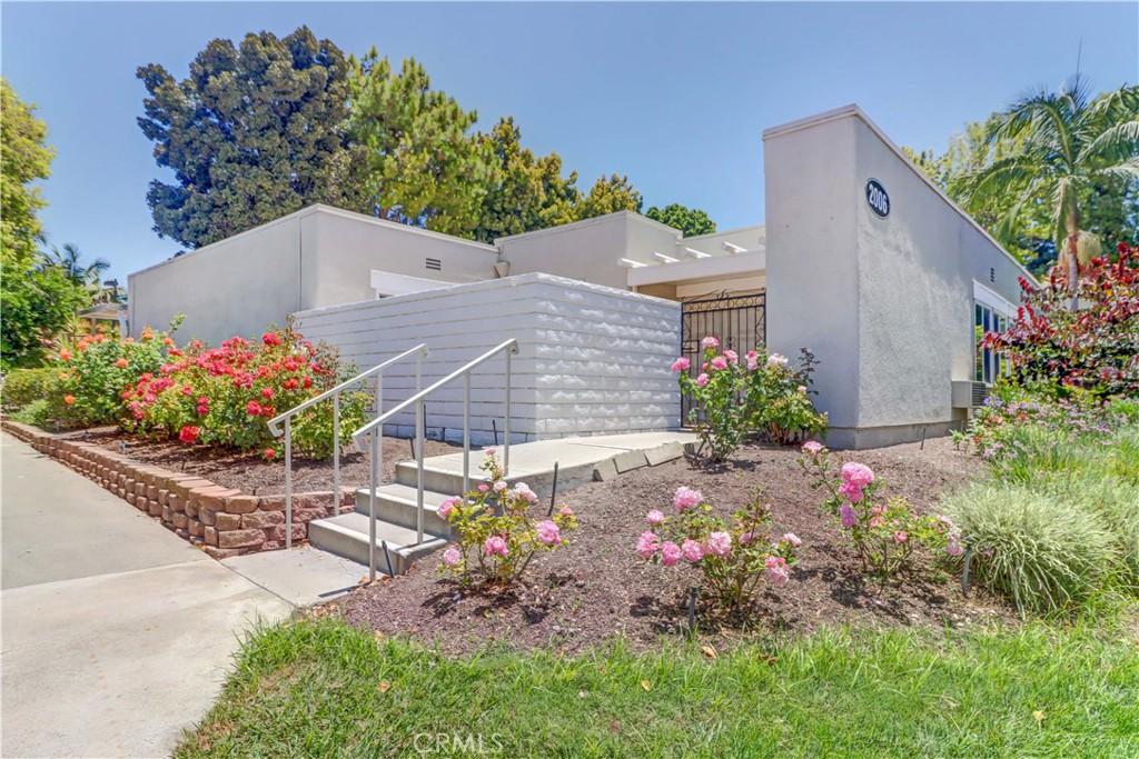 MLS #OC26127206 image #0