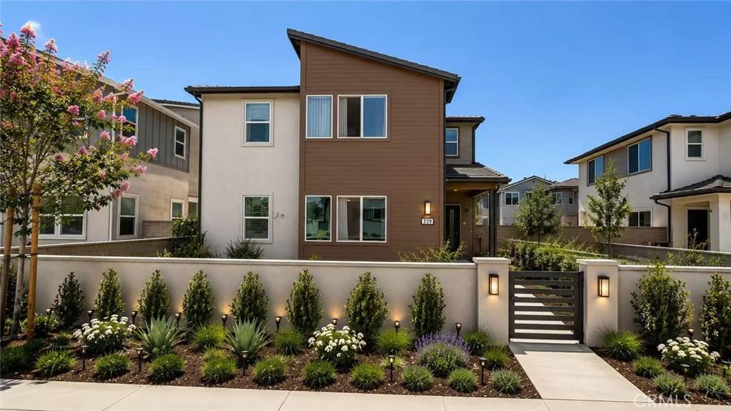 MLS #OC26127247 image #0