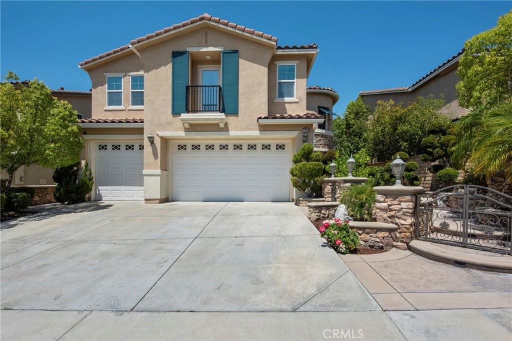 MLS #OC26127595 image #0