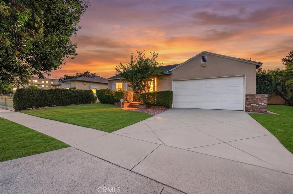 MLS #OC26127605 image #0