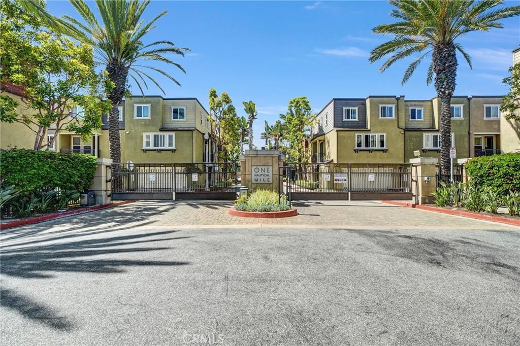 MLS #OC26127633 image #0