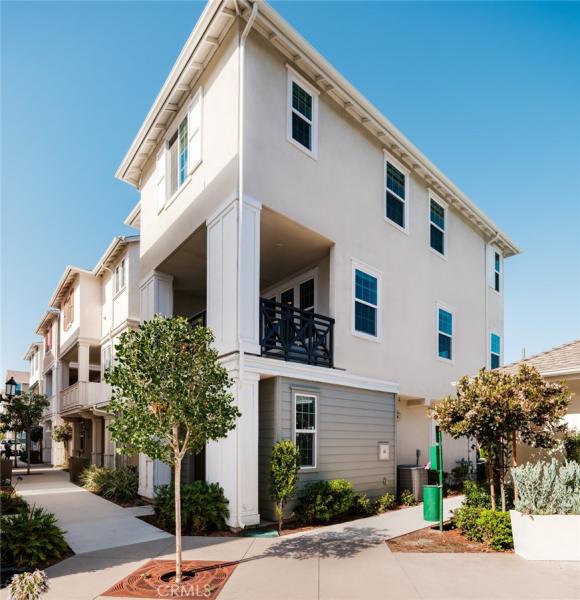 MLS #OC26127942 image #0