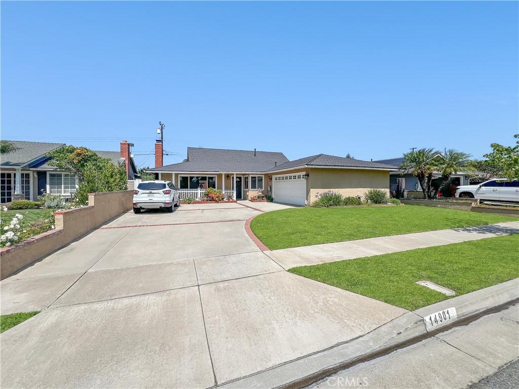 MLS #OC26127979 image #0