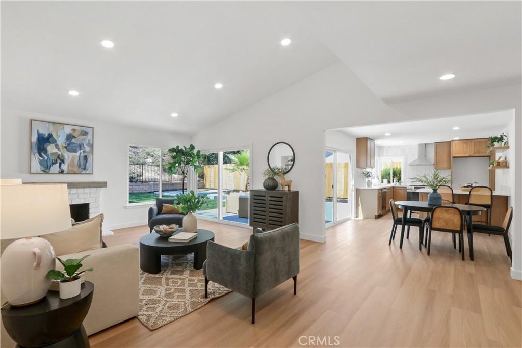 MLS #OC26128551 image #0