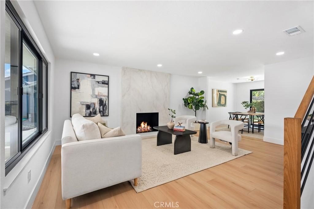 MLS #OC26128943 image #0