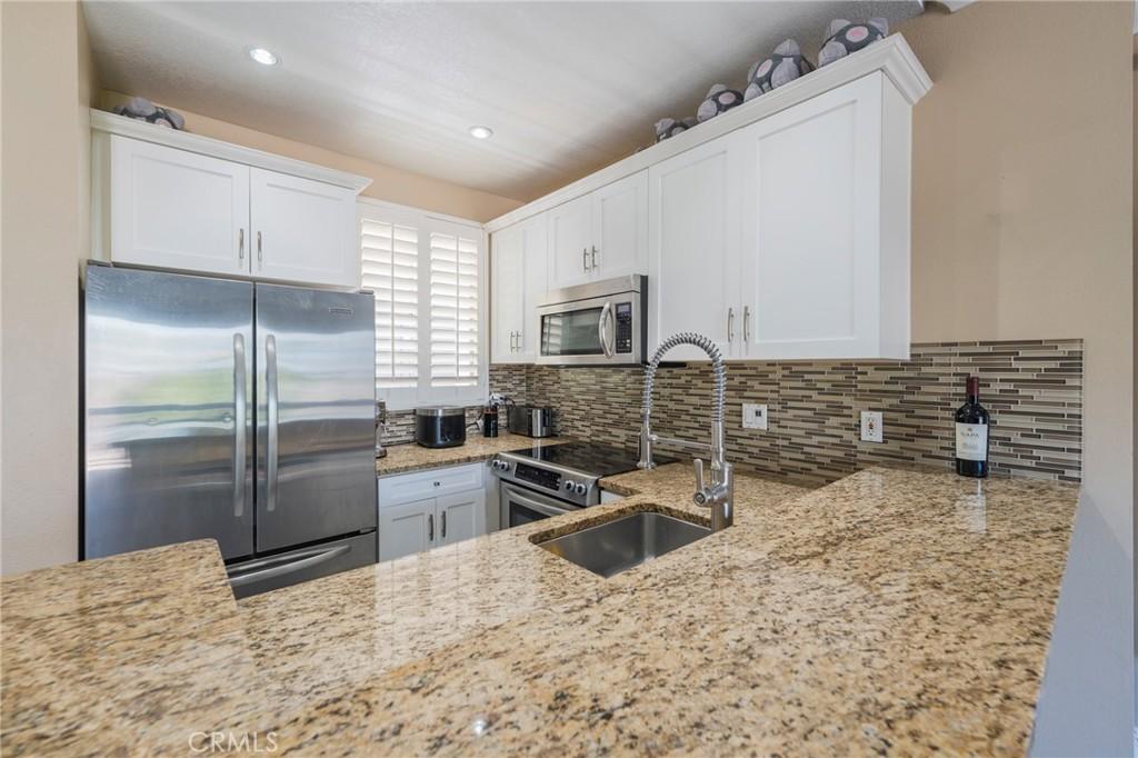 MLS #OC26129179 image #0
