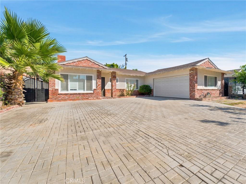 MLS #OC26130161 image #0