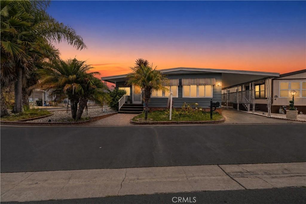 MLS #OC26130666 image #0