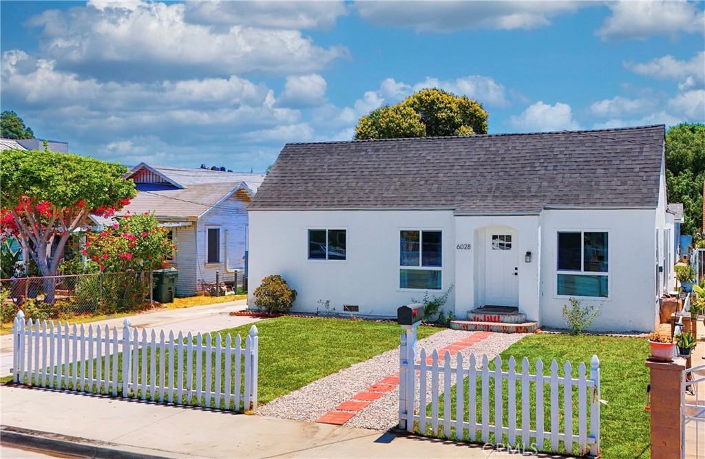 MLS #OC26130954 image #0