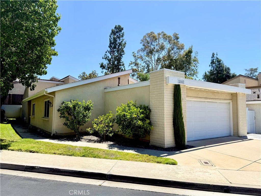 MLS #OC26131127 image #0