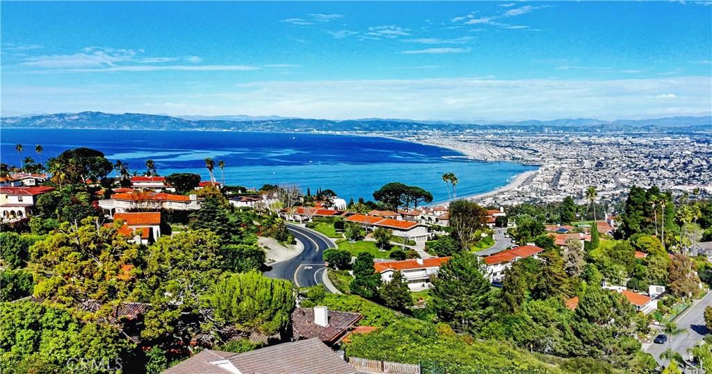 MLS #OC26131715 image #0