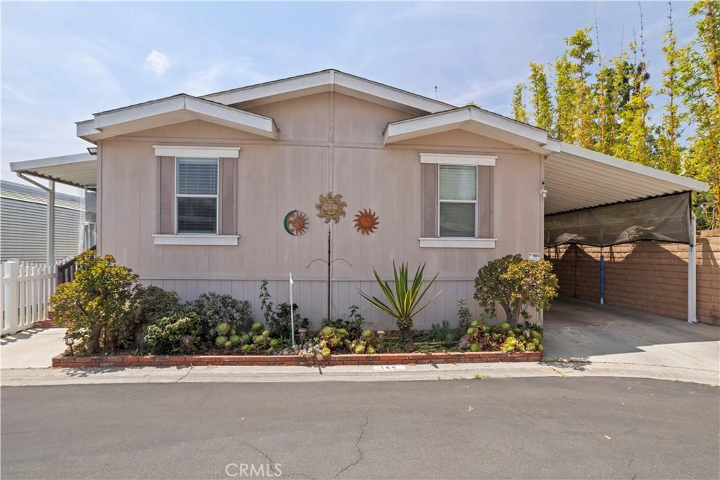 MLS #OC26132341 image #0