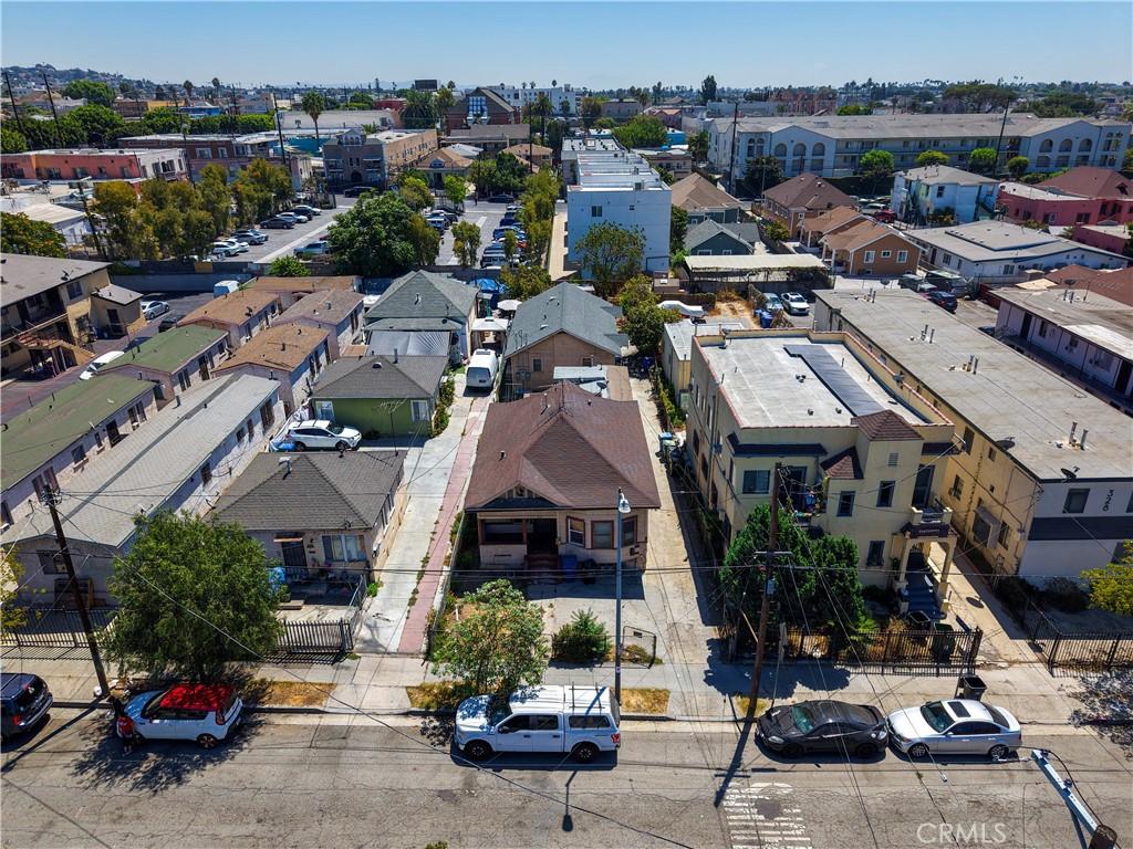 MLS #OC26133129 image #0