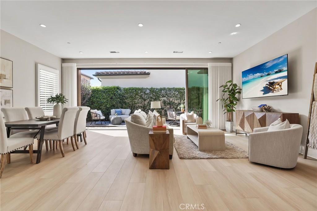 MLS #OC26133156 image #0