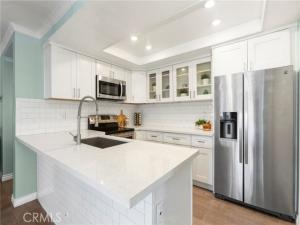 MLS #OC26133381 image #0