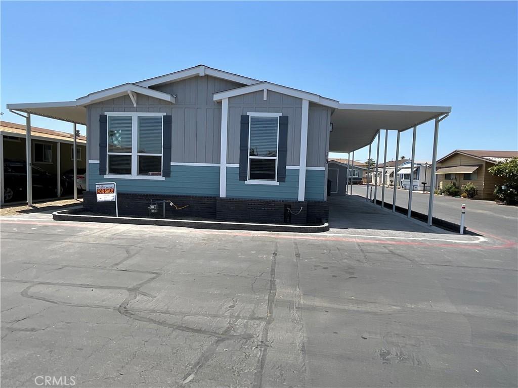 MLS #OC26133733 image #0