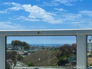 MLS #OC26134195 image #0