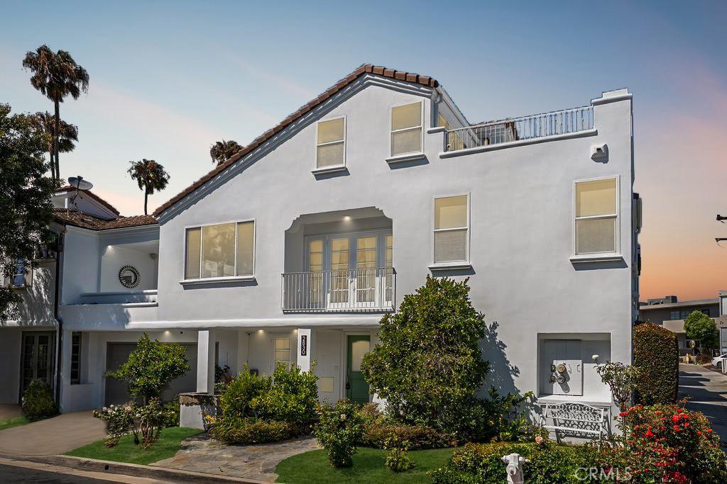MLS #OC26134382 image #0