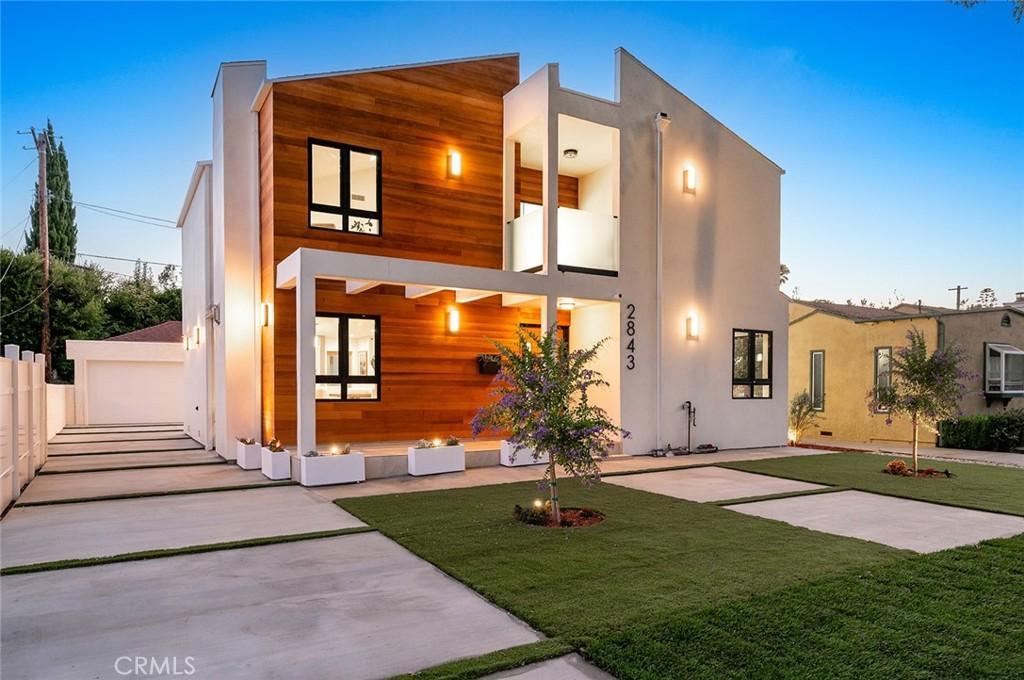 MLS #OC26134485 image #0