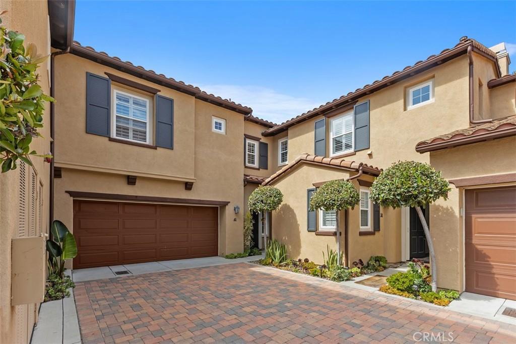 MLS #OC26134494 image #0