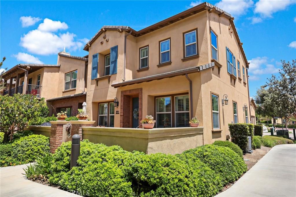 MLS #OC26134524 image #0