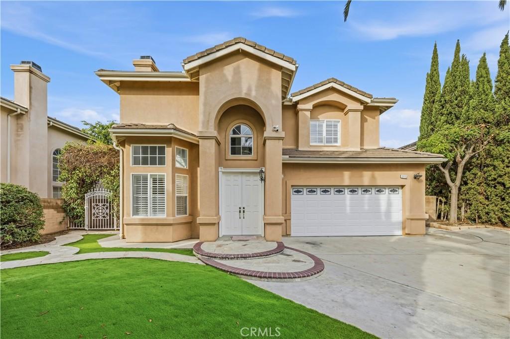 MLS #OC26135454 image #0